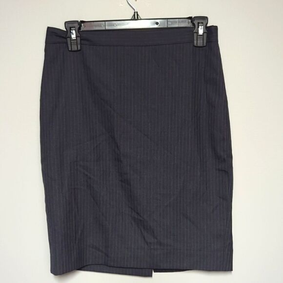 J. Crew Dresses & Skirts - J Crew Gray Pin Striped Pencil Skirt